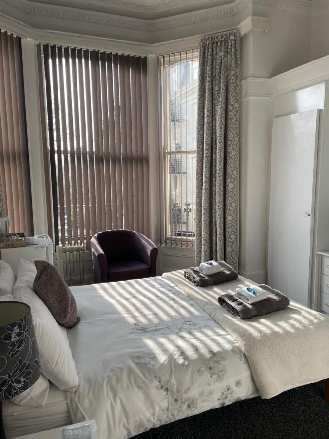 Carlton House Scarborough Hotel Ngoại thất bức ảnh