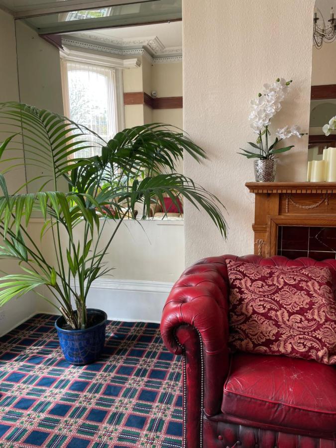 Carlton House Scarborough Hotel Ngoại thất bức ảnh